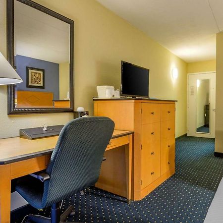 Aire Hotel Lebanon Hershey Exteriör bild