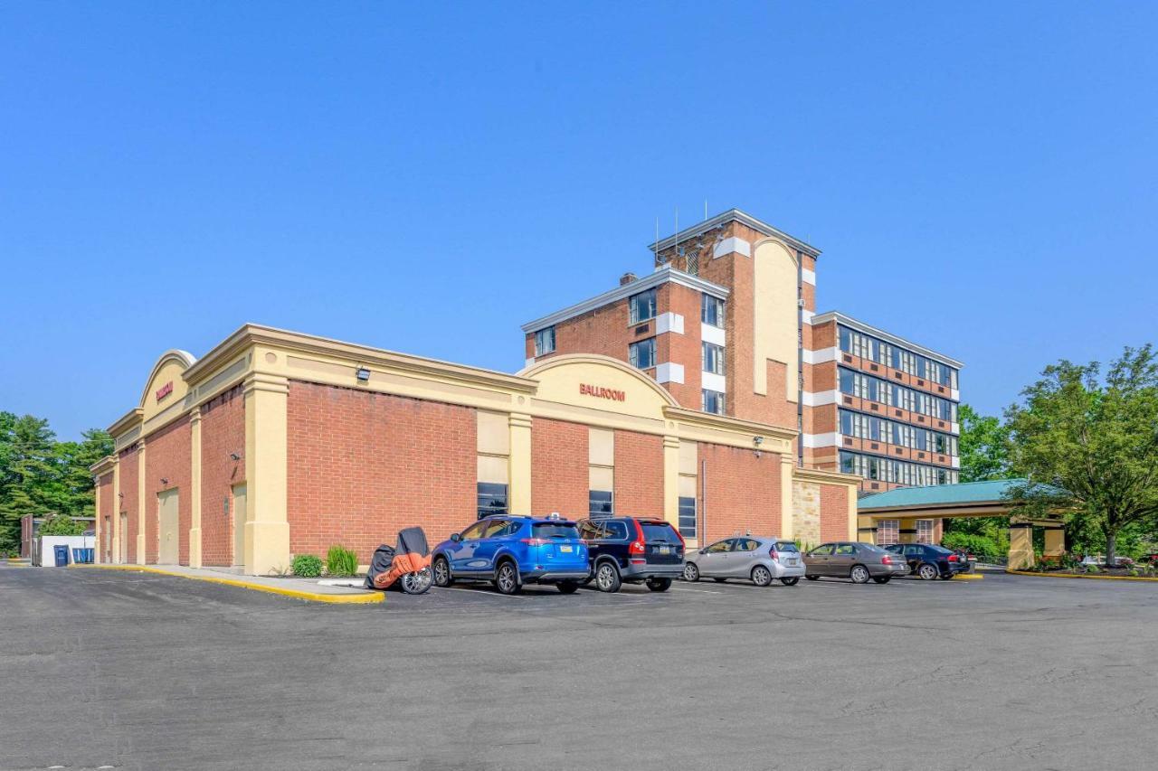 Aire Hotel Lebanon Hershey Exteriör bild