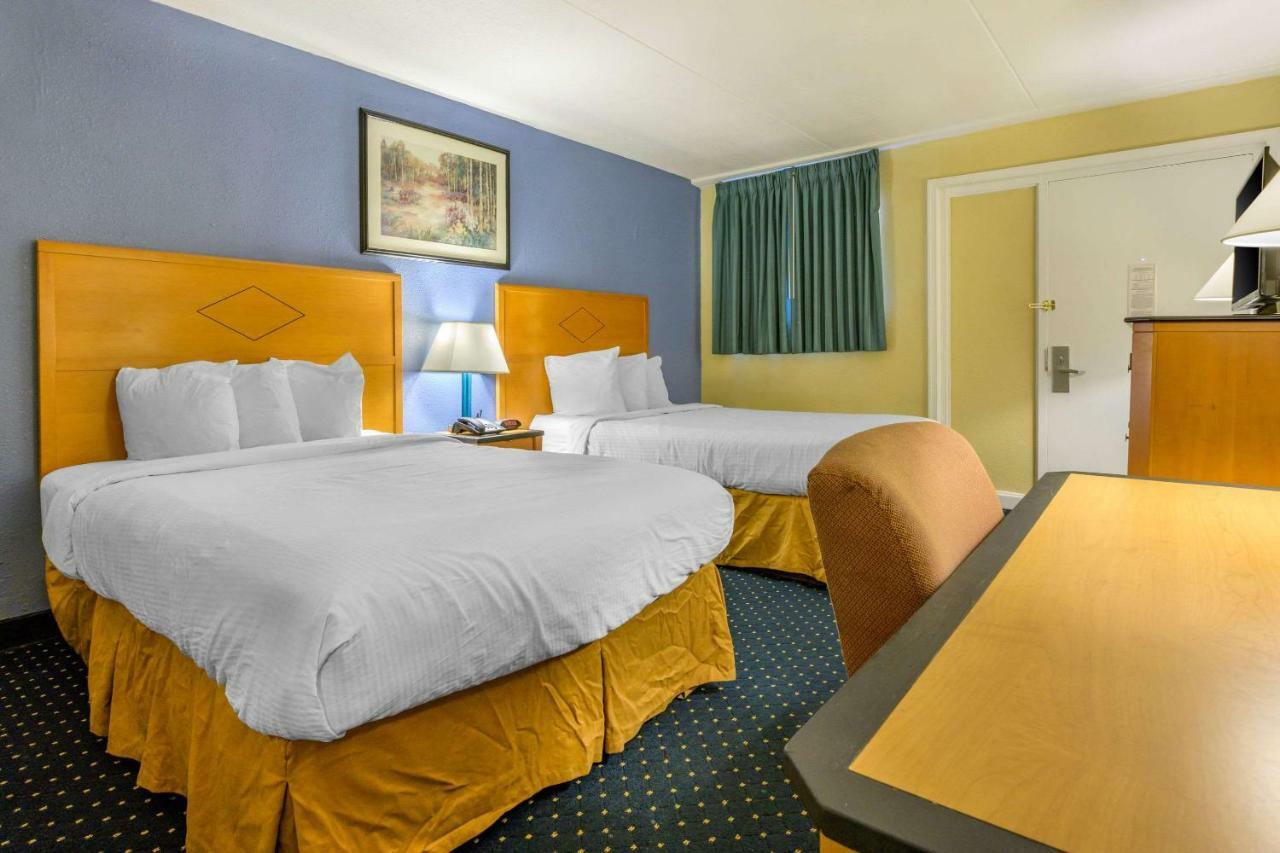 Aire Hotel Lebanon Hershey Exteriör bild