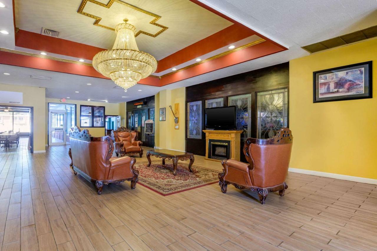 Aire Hotel Lebanon Hershey Exteriör bild